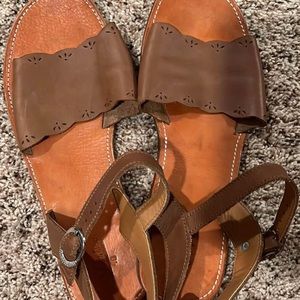 Adelisa & Co Bella Sandals Women’s Size 40